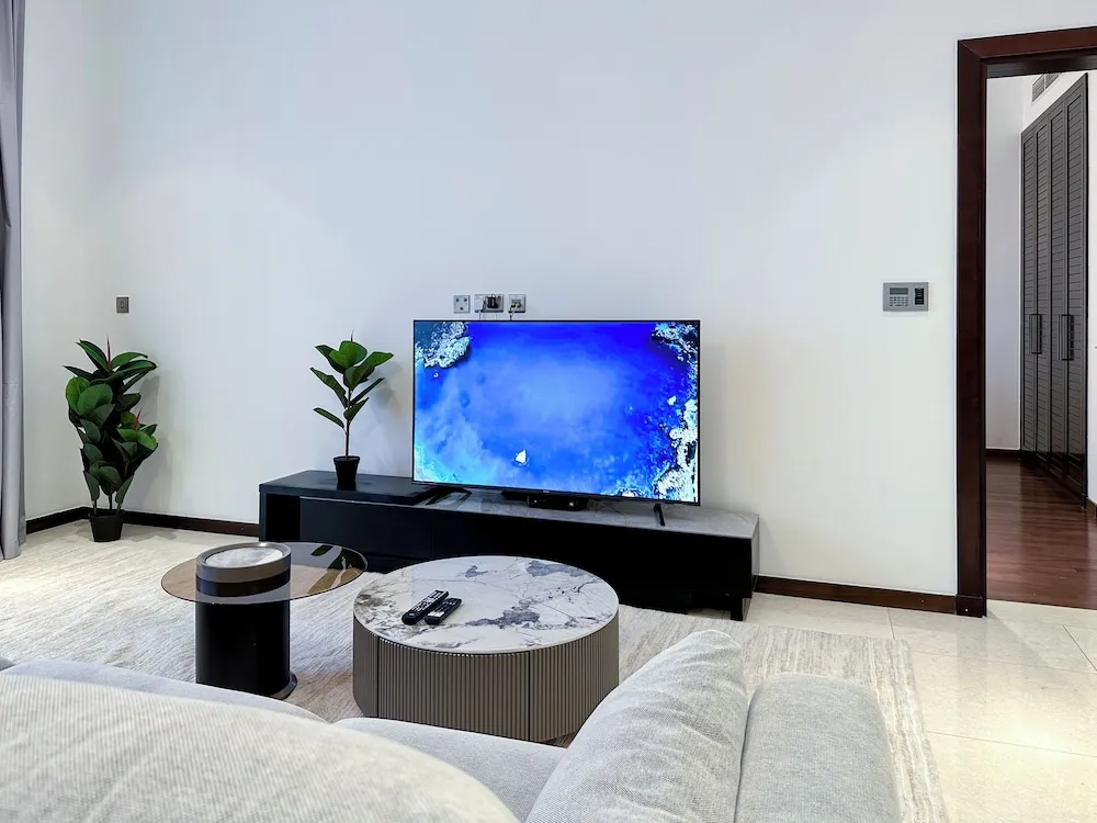 Luxury Apart Daire, Deniz Manzaralı, Denize Sıfır