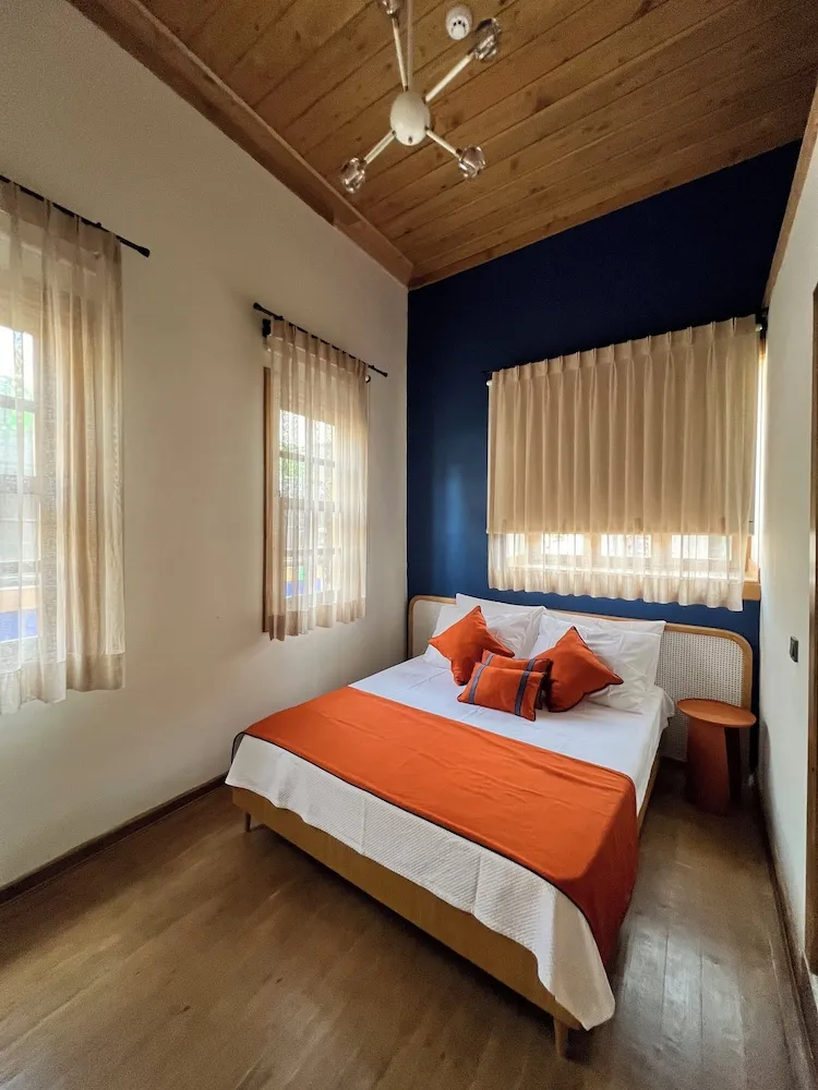 Economy Tek Büyük veya İki Ayrı Yataklı Oda