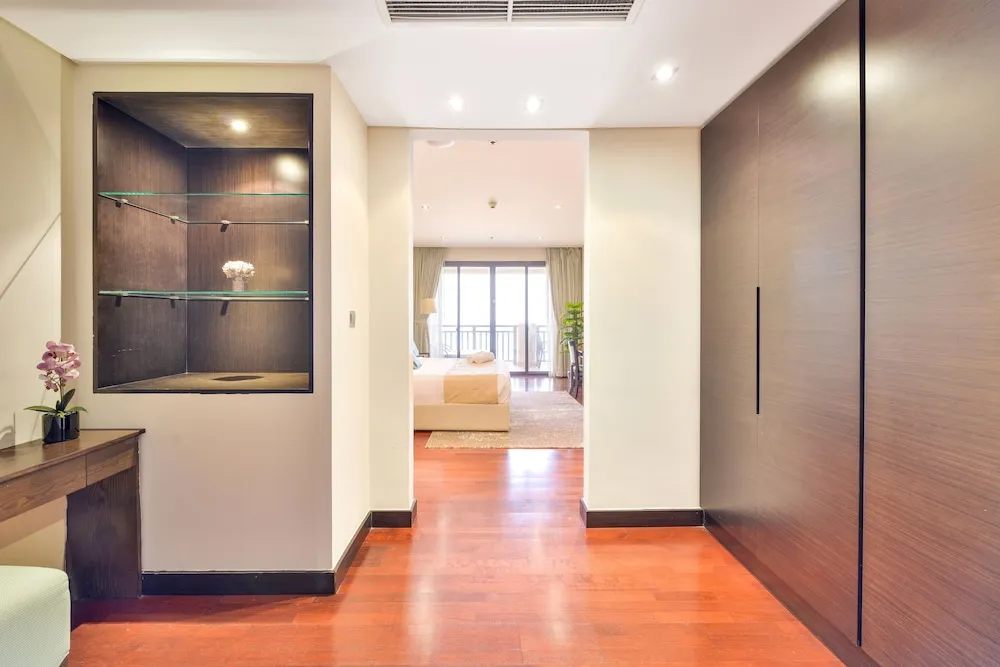 Deluxe 1BR Suite
