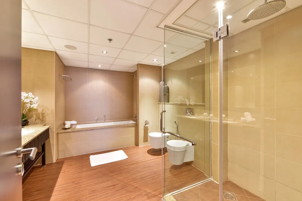Deluxe 1BR Suite