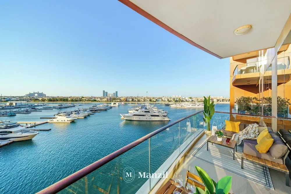Luxury Apart Daire, Marina Manzaralı