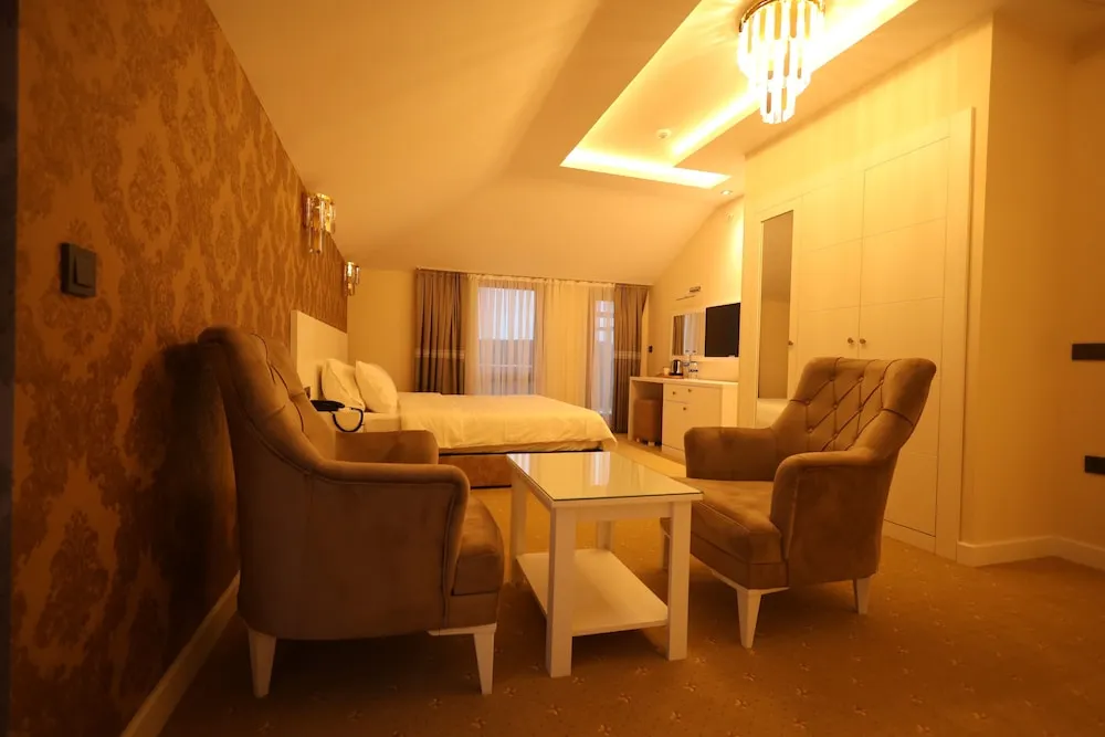 Luxury Süit, Göl Manzaralı