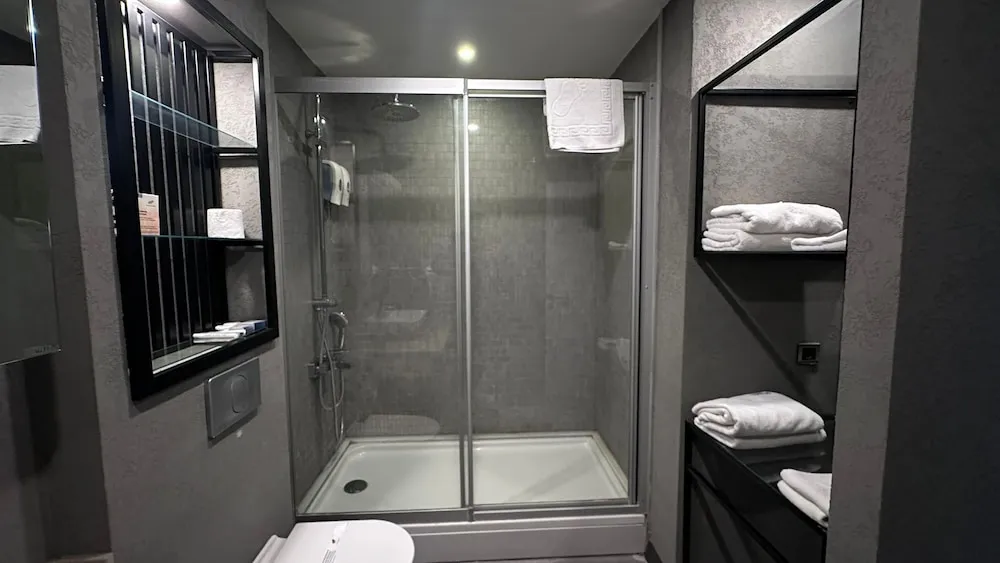 Comfort Dört Kişilik Oda