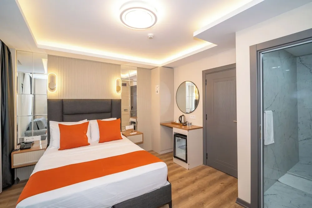 King Room with Balcony