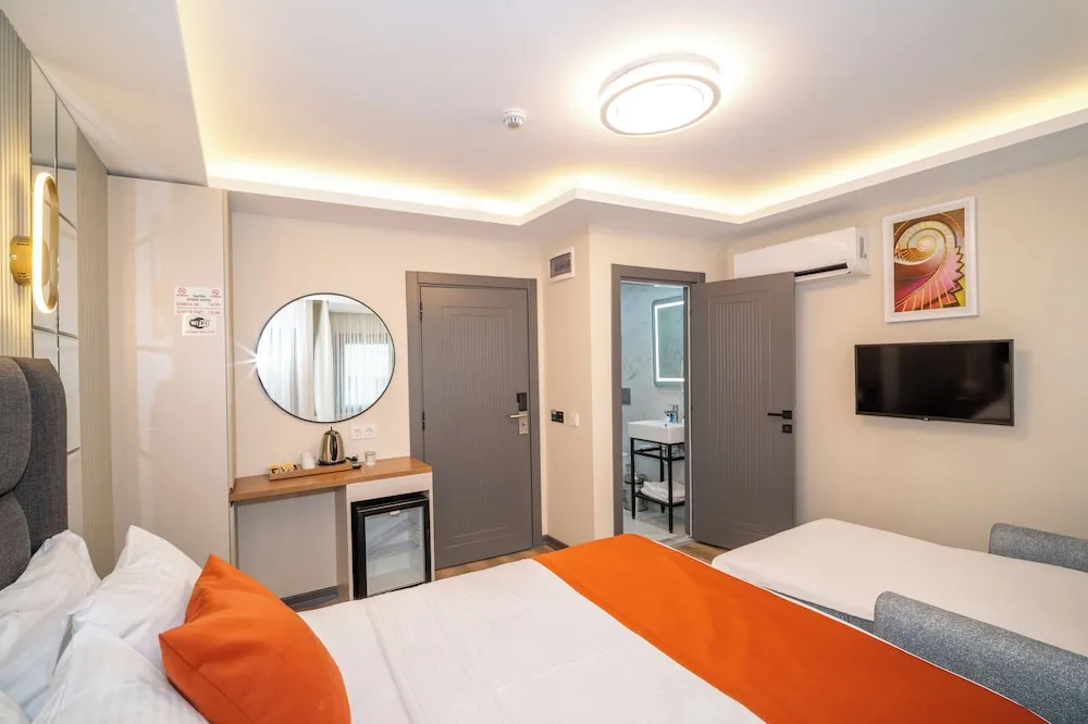 King Room with Balcony