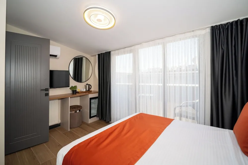 King Room with Terrace