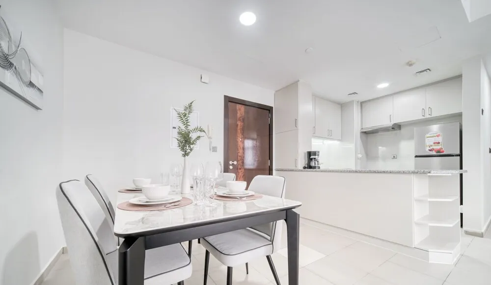 Basic Apart Daire, Şehir Manzaralı