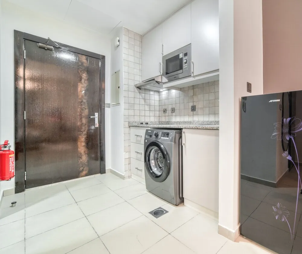 Basic Stüdyo, Şehir Manzaralı