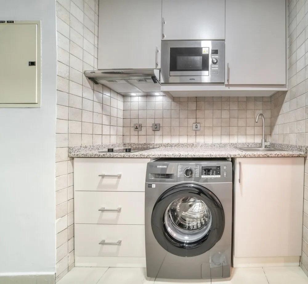 Basic Stüdyo, Şehir Manzaralı