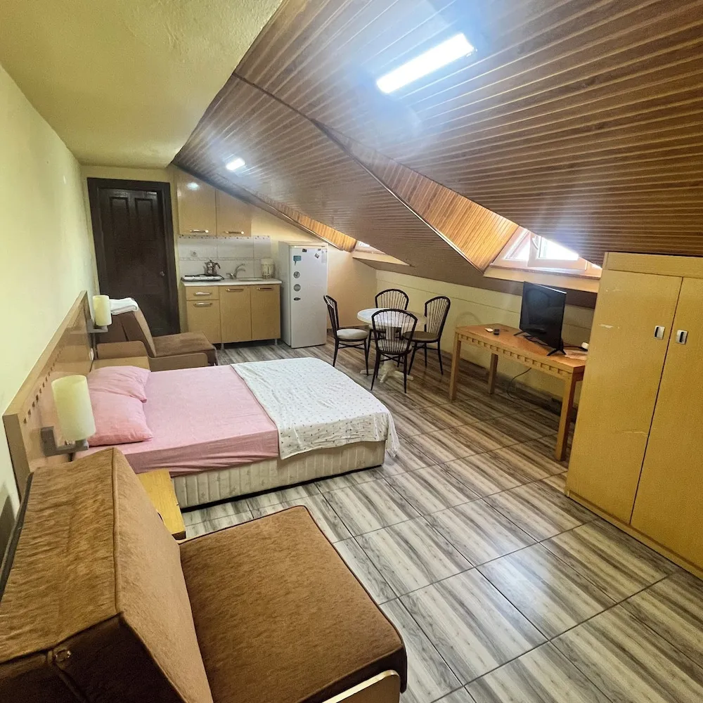 Basic Oda, Mutfak, Şehir Manzaralı