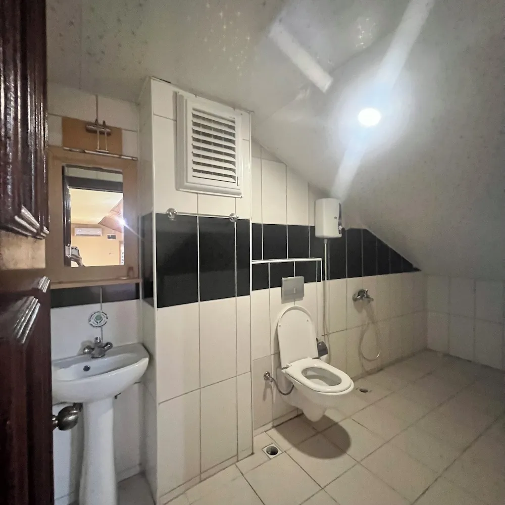 Basic Oda, Mutfak, Şehir Manzaralı