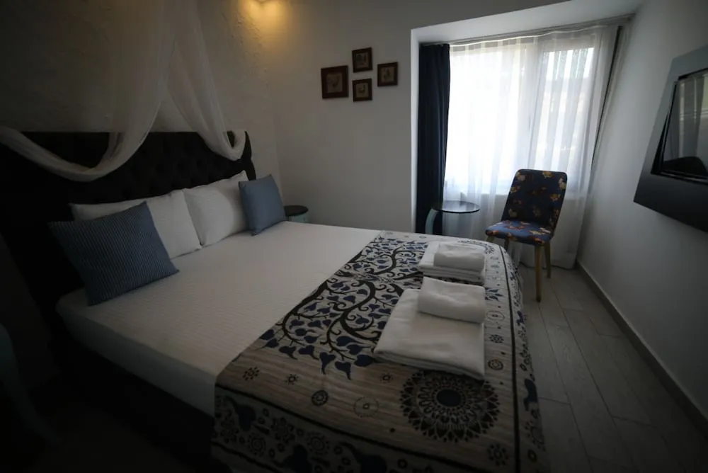 Horus Standard Room