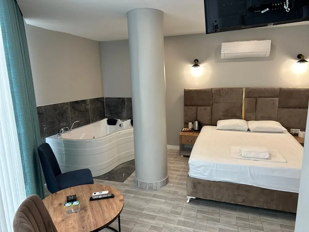 Deluxe Stüdyo Süit, Şehir Manzaralı