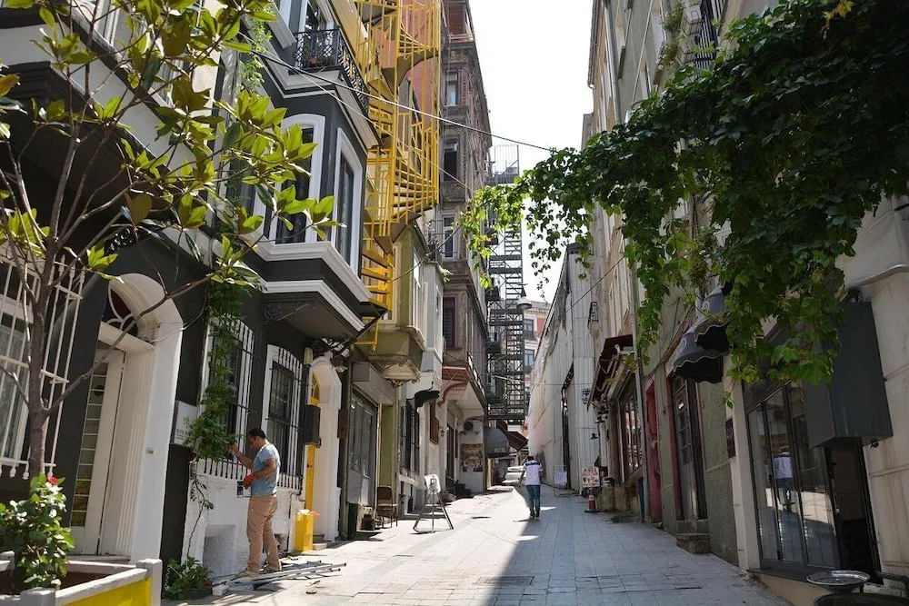 Konaklama yerinin ön cephesi