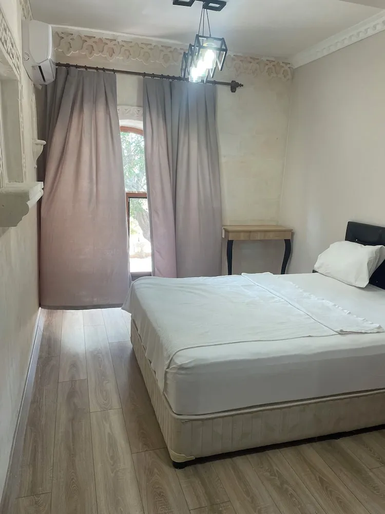 Çeşme Butik Otel Restaurant Cafe