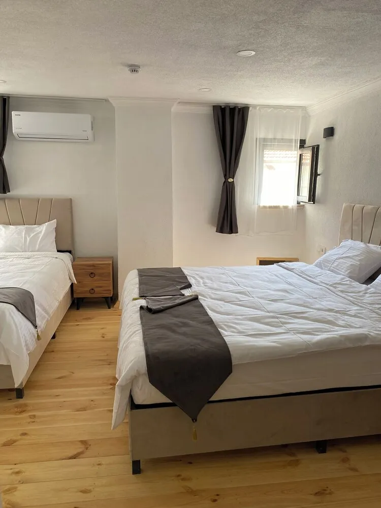 Family Üç Kişilik Oda