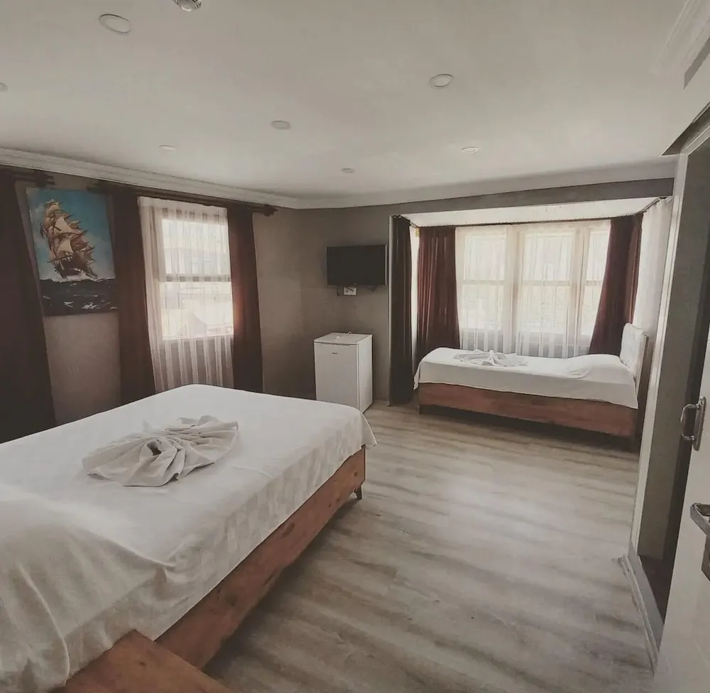 Deluxe Tek Büyük veya İki Ayrı Yataklı Oda, Şehir Manzaralı