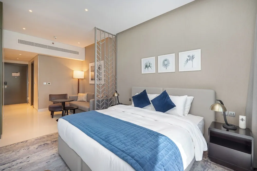 Superior Stüdyo, Balkon