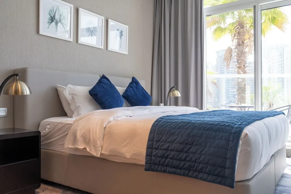 Superior Stüdyo, Balkon