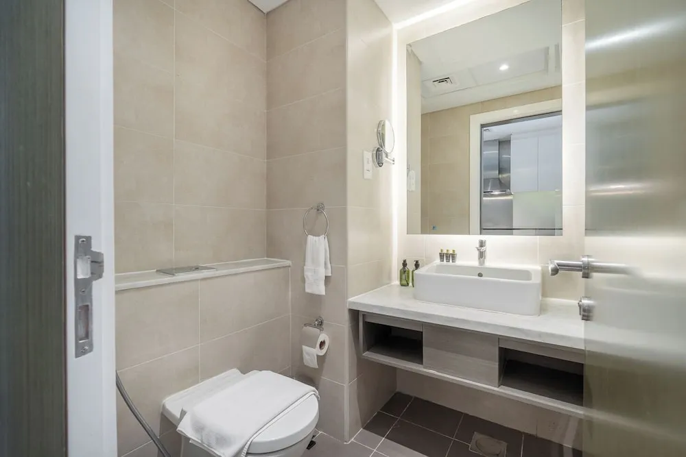 Superior Stüdyo, Balkon