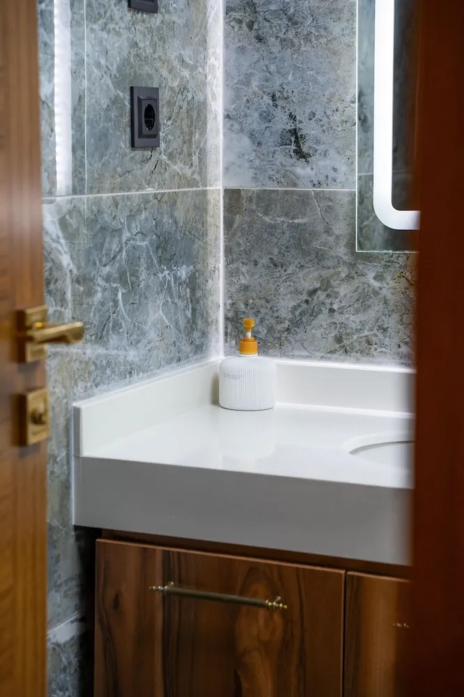 Comfort Büyük Yataklı Tek Kişilik Oda, Şehir Manzaralı