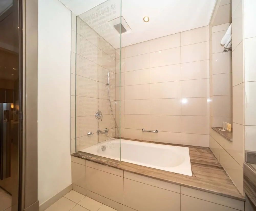 Luxury Apart Daire, 1 En Büyük (King) Boy Yatak ve Çekyat, Havuz Manzaralı