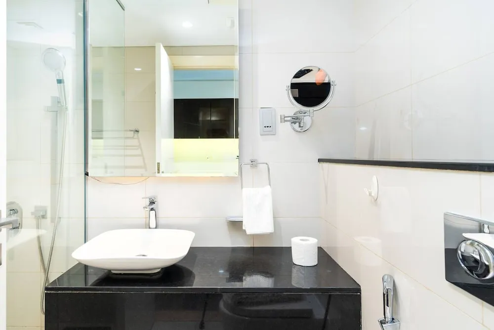 Design Stüdyo, 1 En Büyük (King) Boy Yatak, Balkon, Şehir Manzaralı