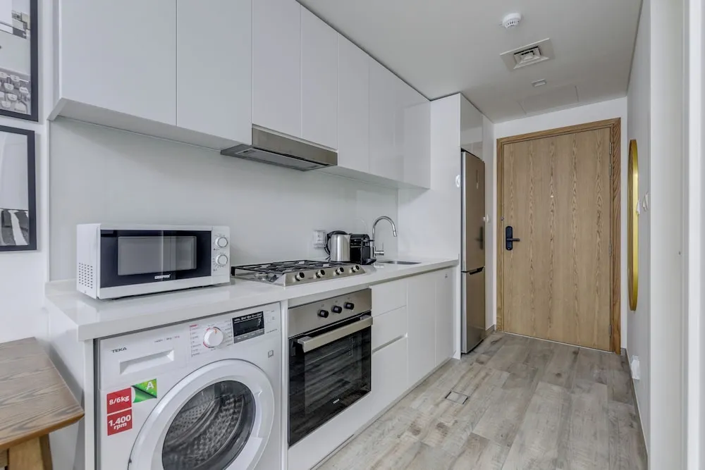 Deluxe Apart Daire, Balkon, Kanal Manzaralı