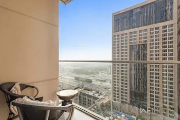 WelHome - 3BR Apt Located Directly on the Dubai Water Canal