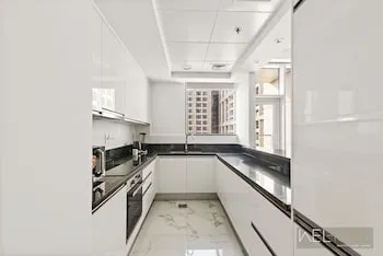 WelHome - 3BR Apt Located Directly on the Dubai Water Canal