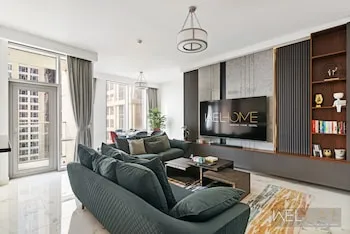 WelHome - 3BR Apt Located Directly on the Dubai Water Canal