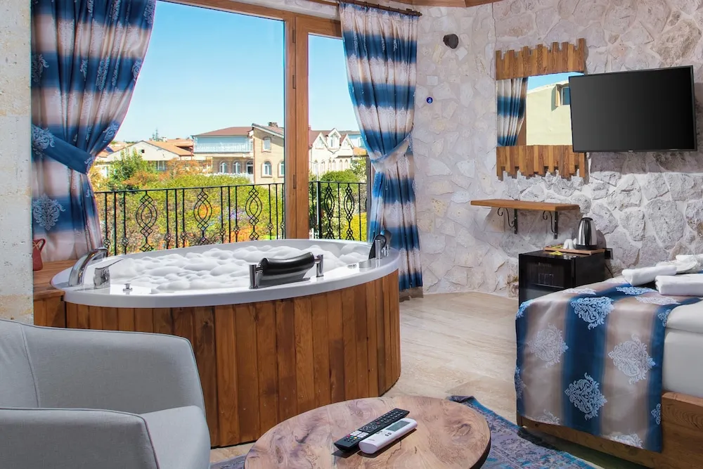 Royal Oda, Balkon, Dağ Manzaralı