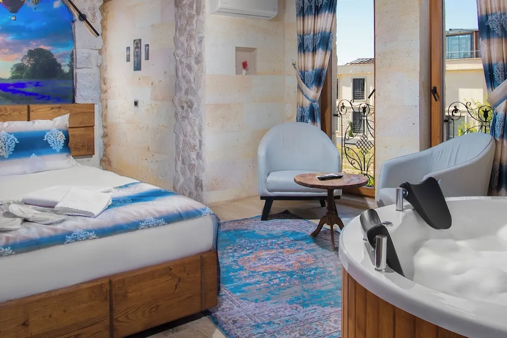 Royal Oda, Balkon, Dağ Manzaralı