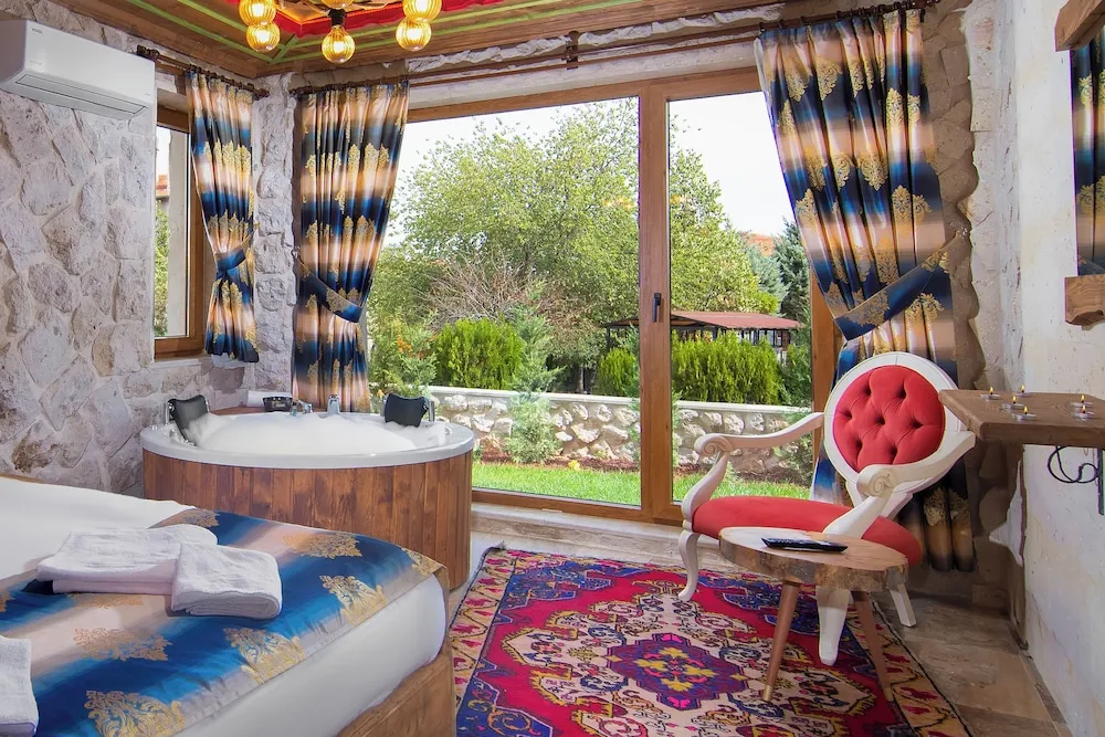 Luxury Oda, Bahçe Manzaralı