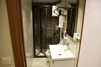 EdwinPlus Hotel