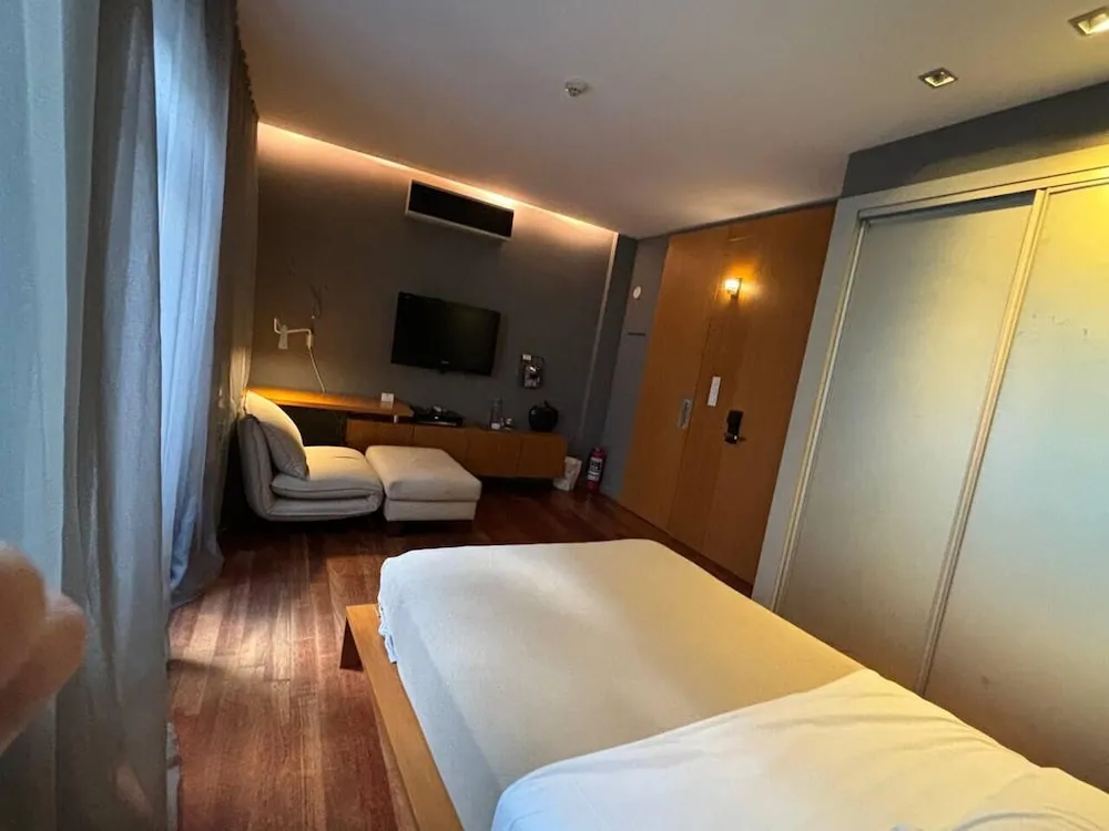 Premium Tek Büyük Yataklı Oda, Sigara İçilmez, Balkon