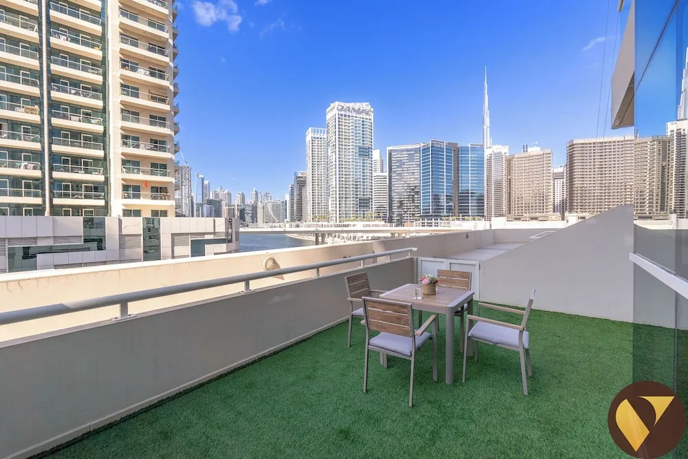 Luxury Apart Daire, Kanal Manzaralı