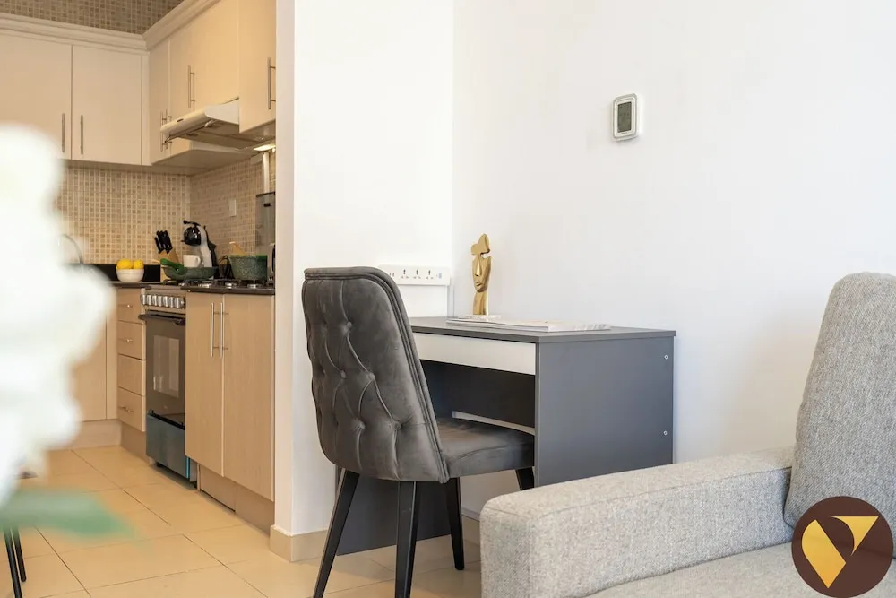 Luxury Apart Daire, Kanal Manzaralı