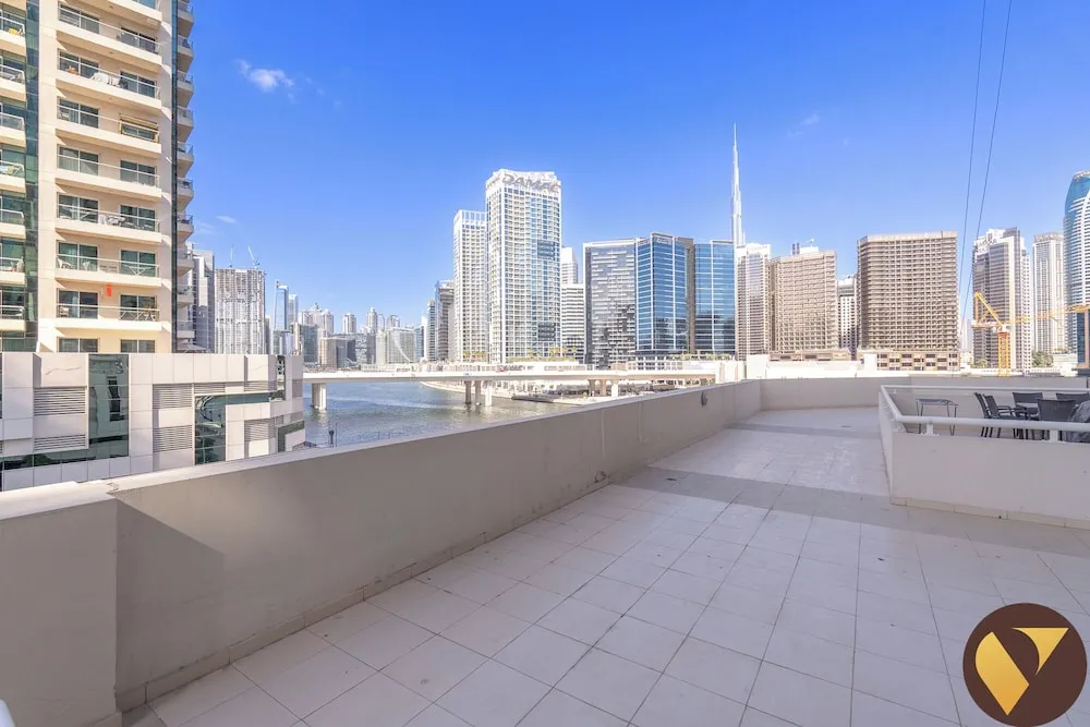 Luxury Apart Daire, Kanal Manzaralı
