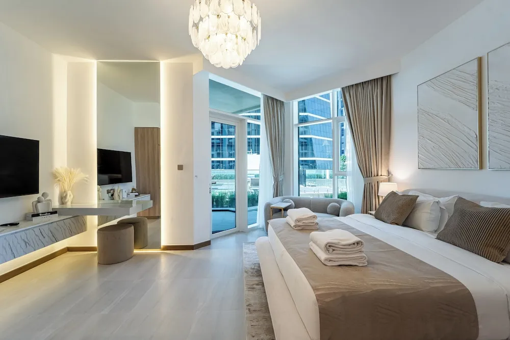 Deluxe Stüdyo, Havuz Manzaralı