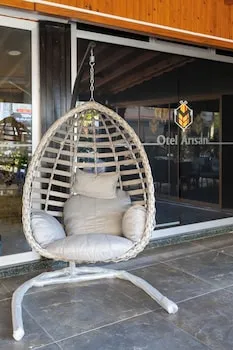ARISAN OTEL