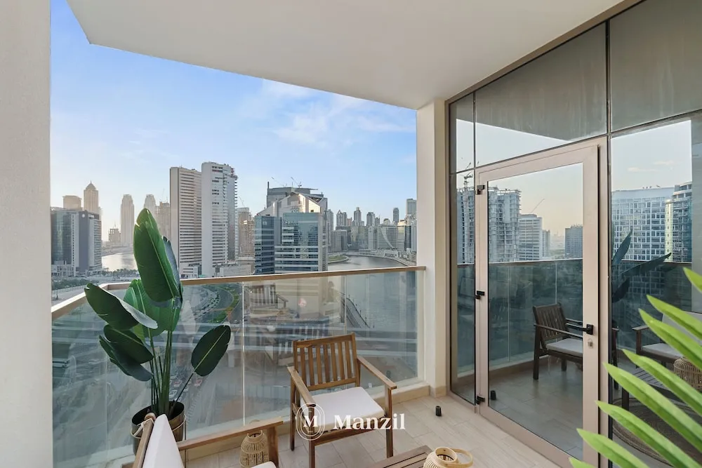 Luxury Apart Daire, Balkon, Kanal Manzaralı