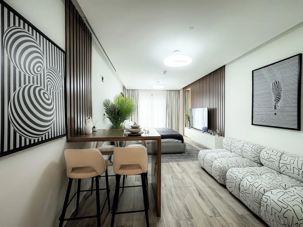 Luxury Stüdyo, 1 En Büyük (King) Boy Yatak, Şehir Manzaralı, Kule