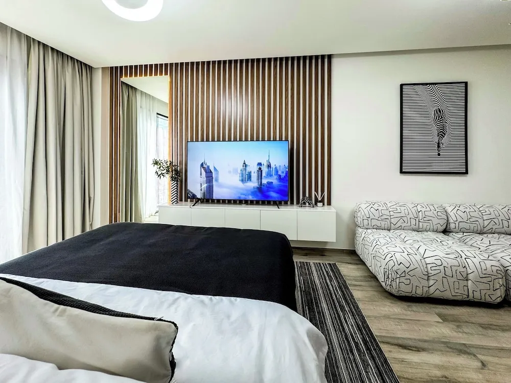 Luxury Stüdyo, 1 En Büyük (King) Boy Yatak, Şehir Manzaralı, Kule
