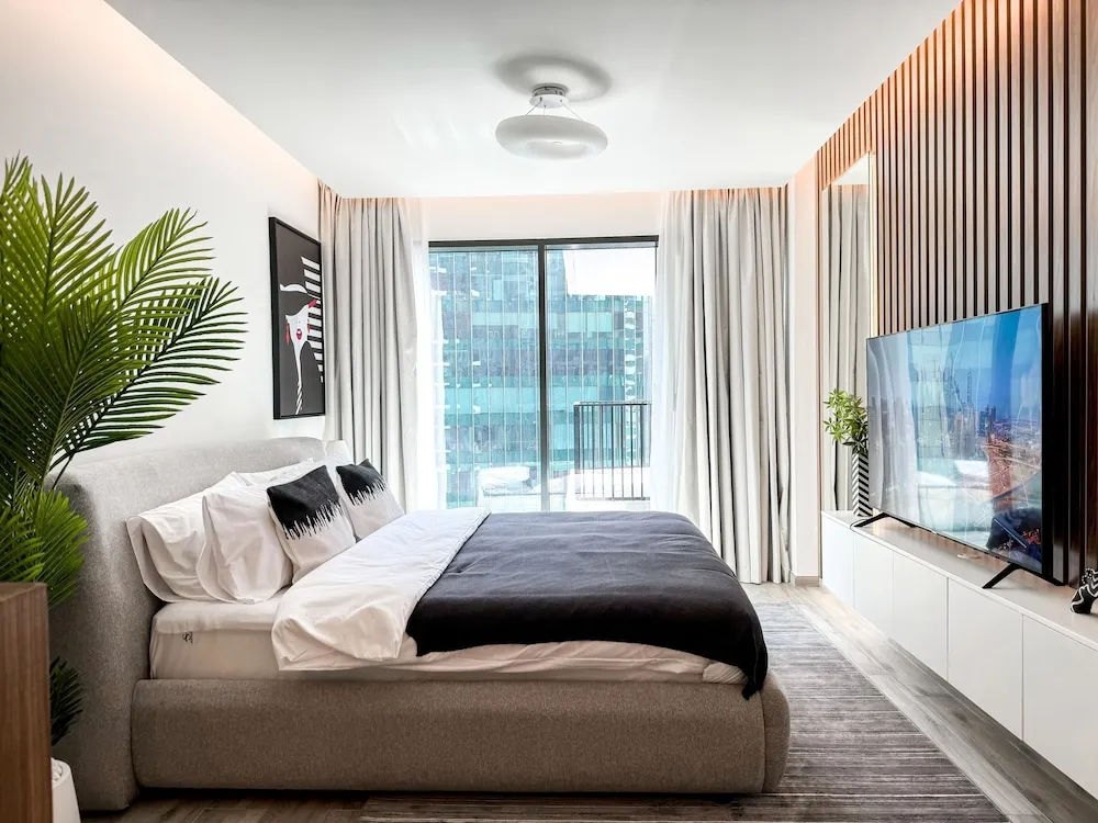 Luxury Stüdyo, 1 En Büyük (King) Boy Yatak, Şehir Manzaralı, Kule