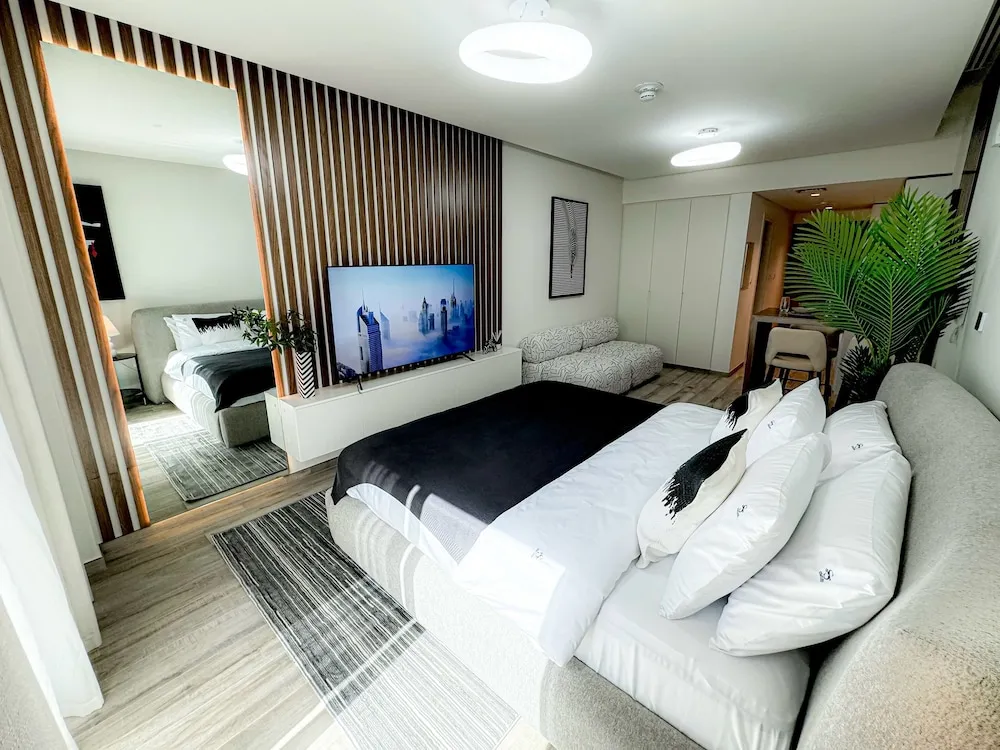 Luxury Stüdyo, 1 En Büyük (King) Boy Yatak, Şehir Manzaralı, Kule