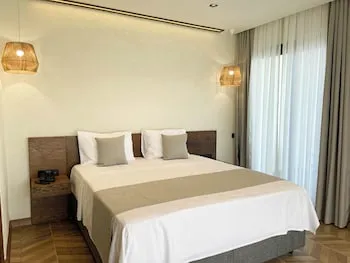 Now Boutique Hotel