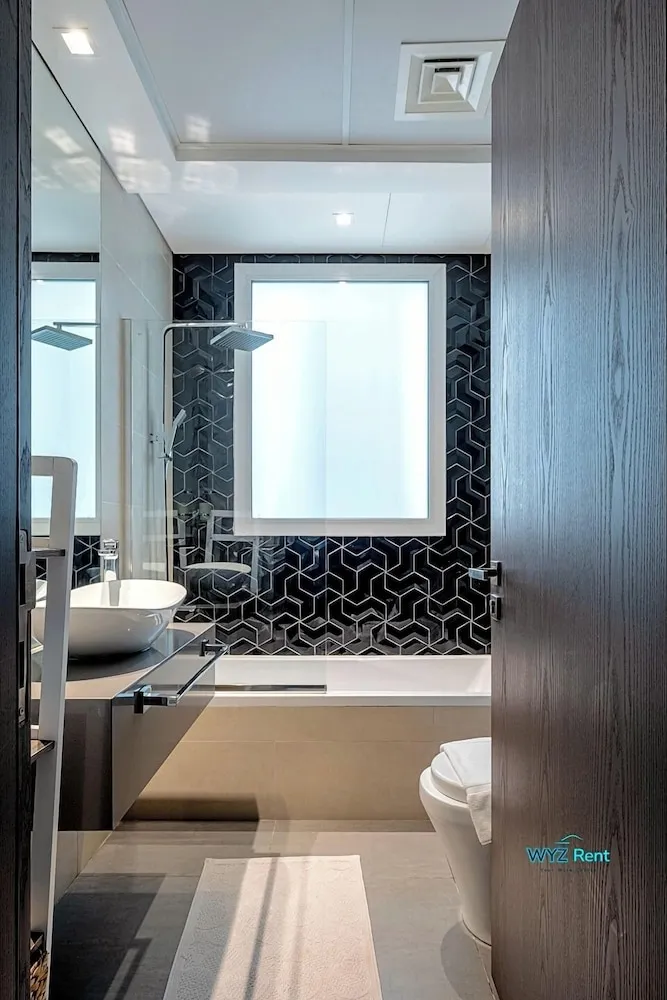 Standard Apart Daire, Balkon, Kanal Manzaralı