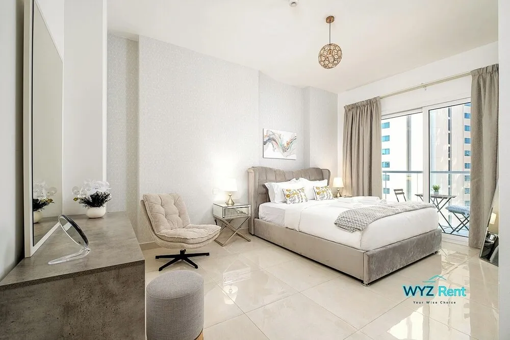 Standard Apart Daire, Balkon, Kanal Manzaralı