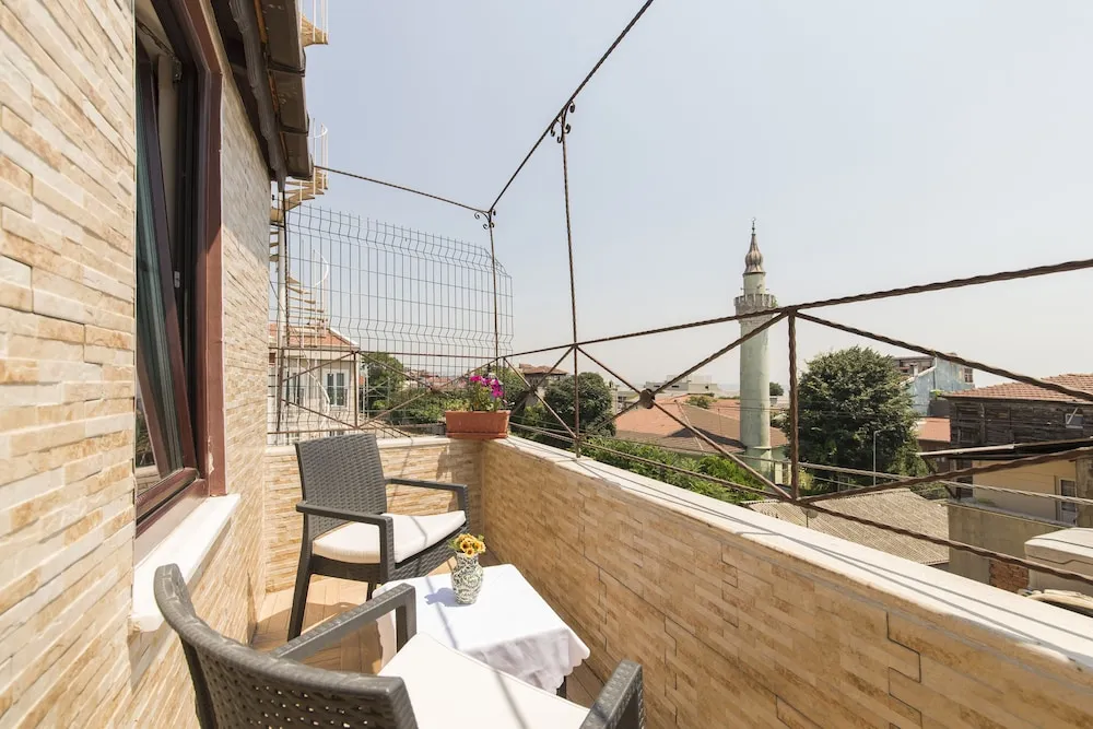 Deluxe Tek Büyük Yataklı Oda, Balkon